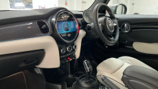 MINI Hatchback 1.5 Cooper Exclusive 3dr Auto Petrol Hatchback